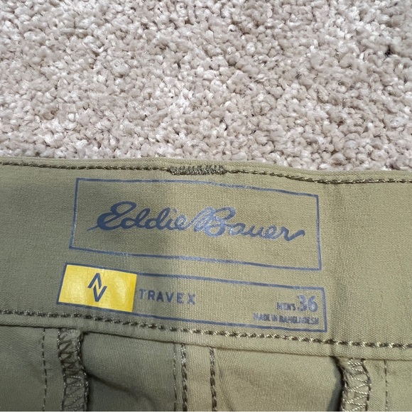 Men’s Eddie Bauer Travex Shorts Size 36 - Picture 3 of 9